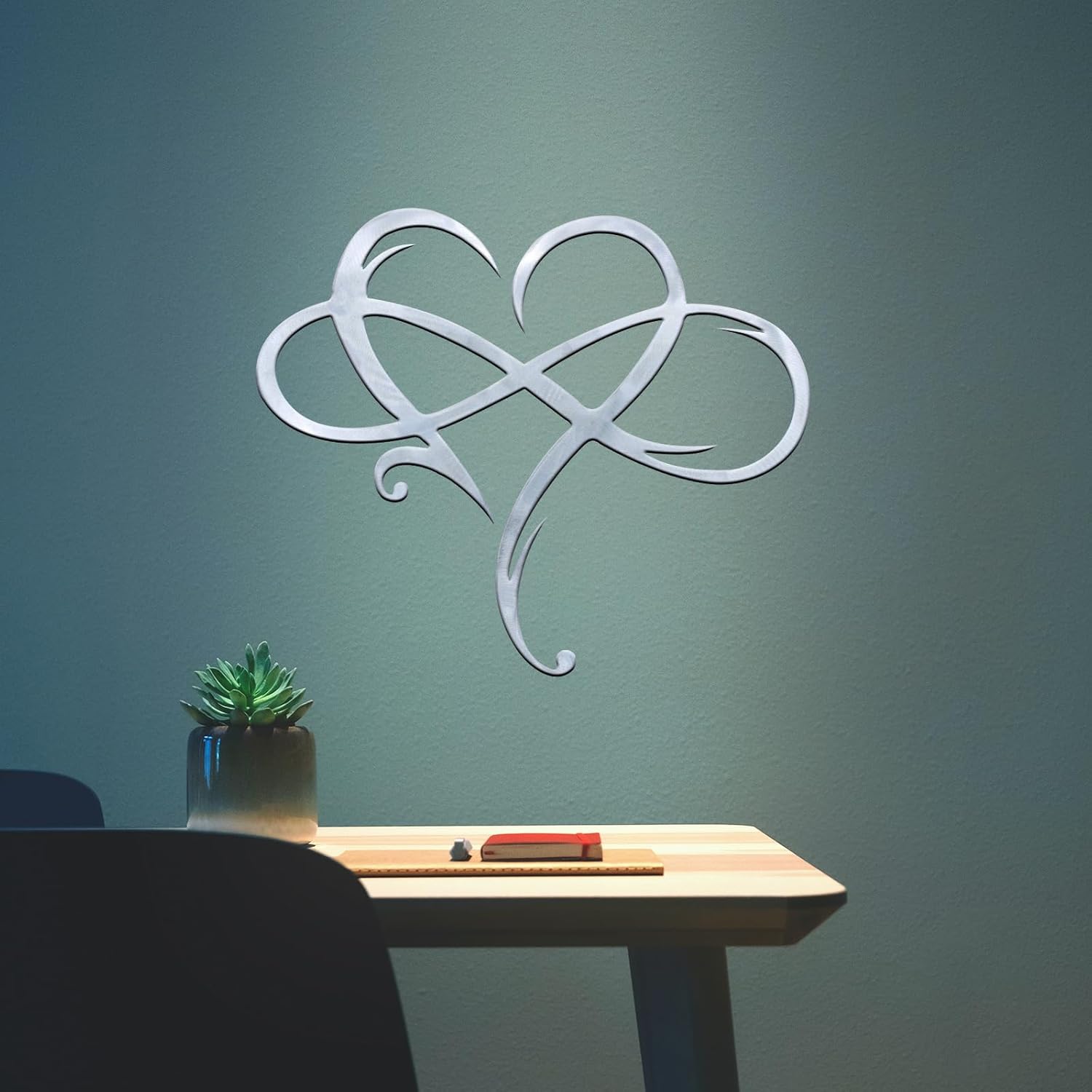 MayLove-US Infinity Heart Metal Wall Decor, Unique Infinity Heart Wall Decor Love Sign Plaque Steel Art Geometric Bedroom Ornaments Cut Out for Home, Wedding Decor